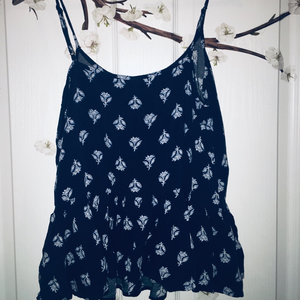 Old Navy adjustable spaghetti strap blouse